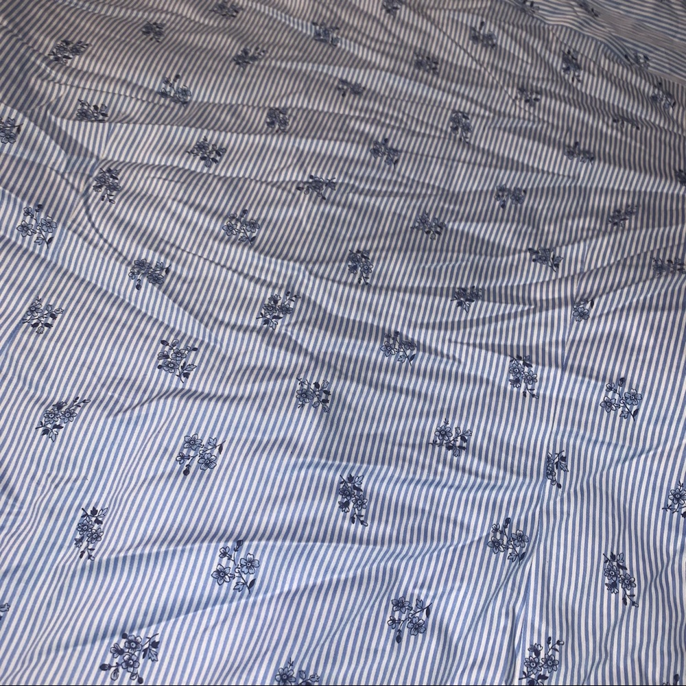 Chaps button down shirt women’s - Picture 4 of 10